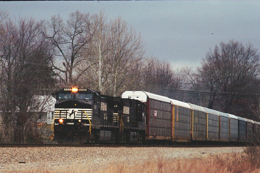 NS SB under threatening skies that will produce snow later in the AM